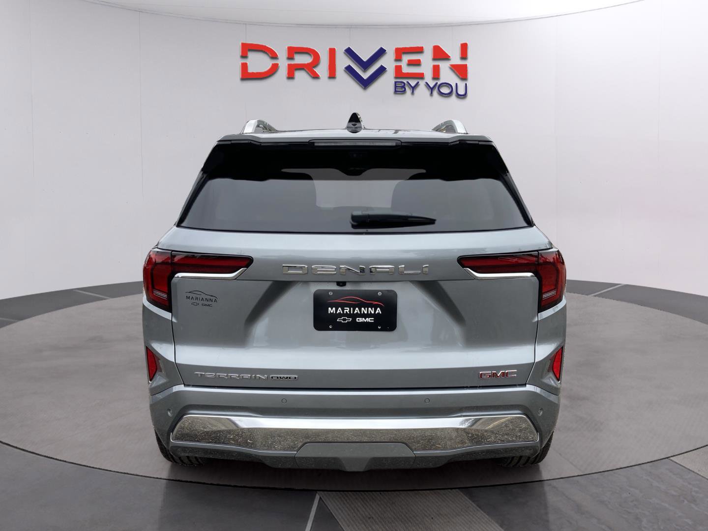 New 2026 GMC Terrain Denali w/ LPO, Floor Liner Package image 4