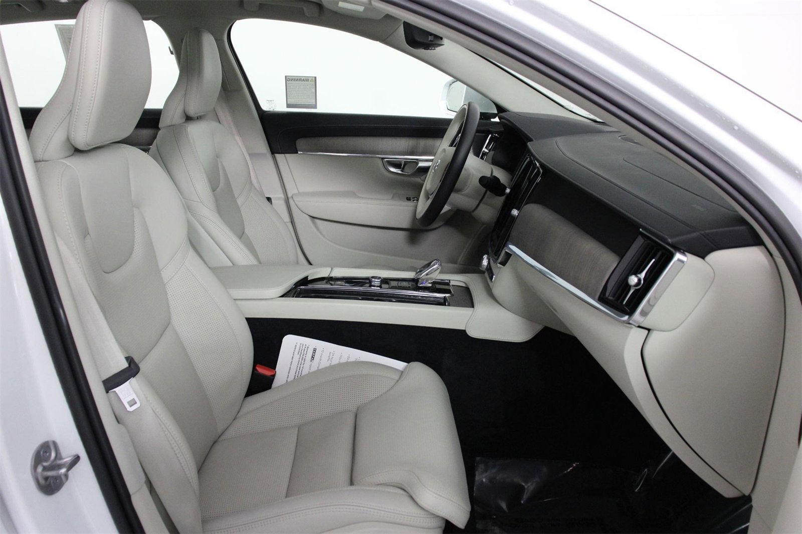 Certified 2023 Volvo S90 B6 Ultimate image 29