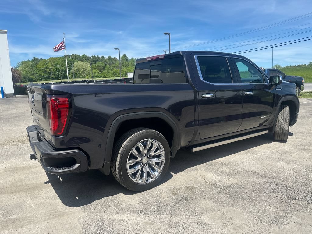 Used 2024 GMC Sierra 1500 Denali w/ Denali Reserve Package AWD/4WD image 5