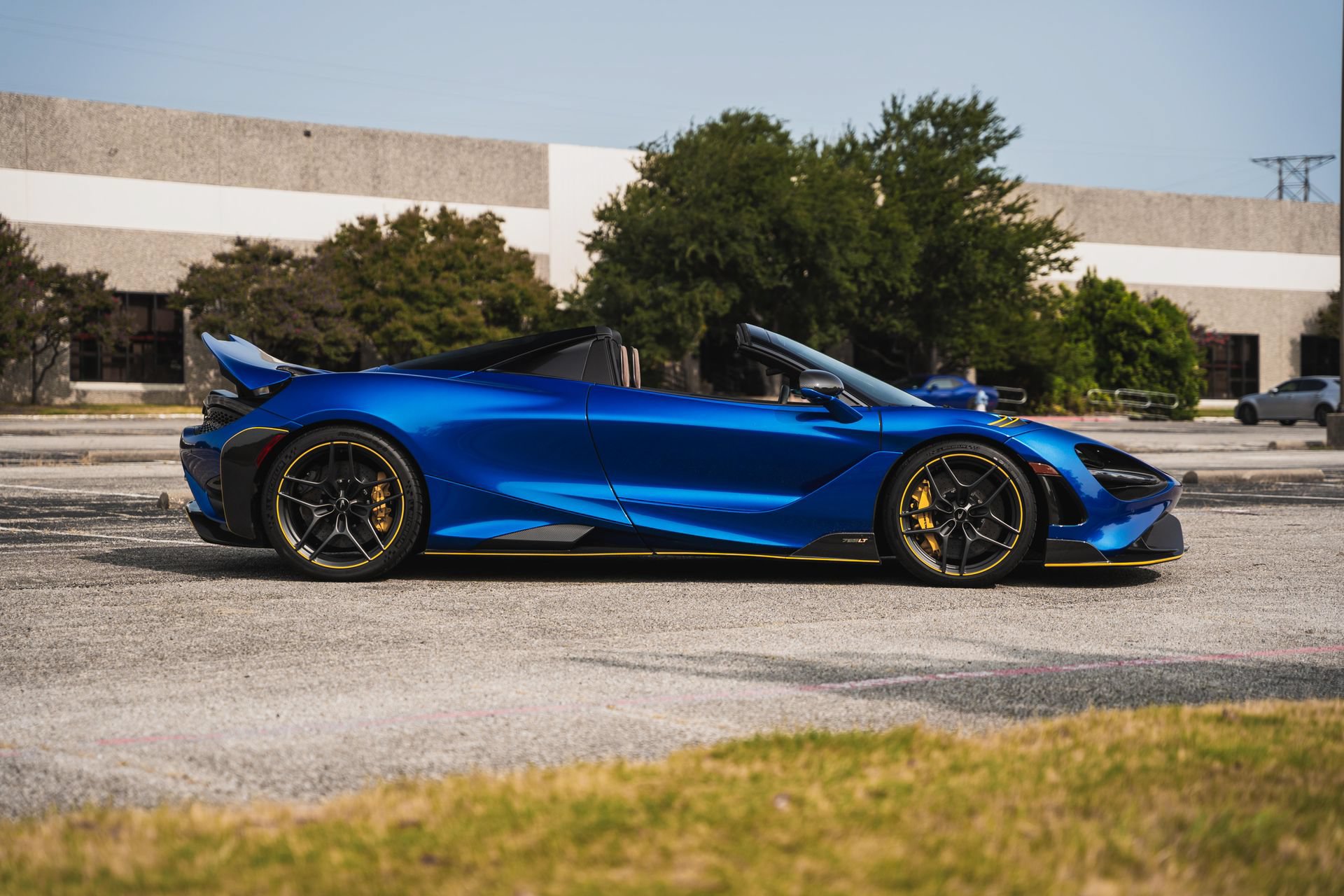 Used 2022 McLaren 765LT RWD image 26