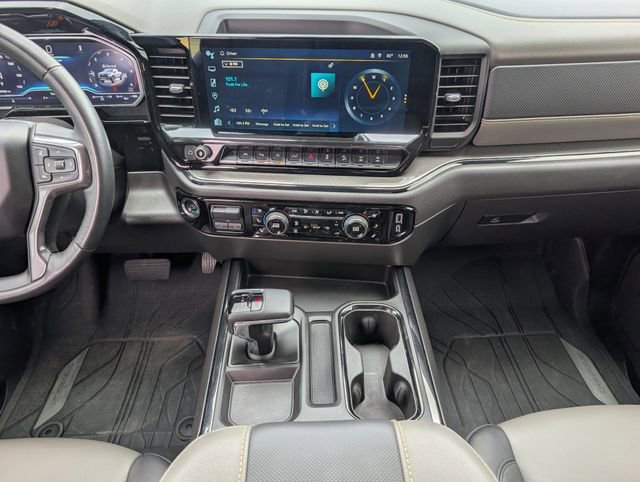 Used 2024 Chevrolet Silverado 1500 ZR2 AWD/4WD image 7