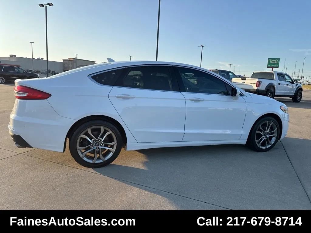 Used 2019 Ford Fusion SEL FWD image 21