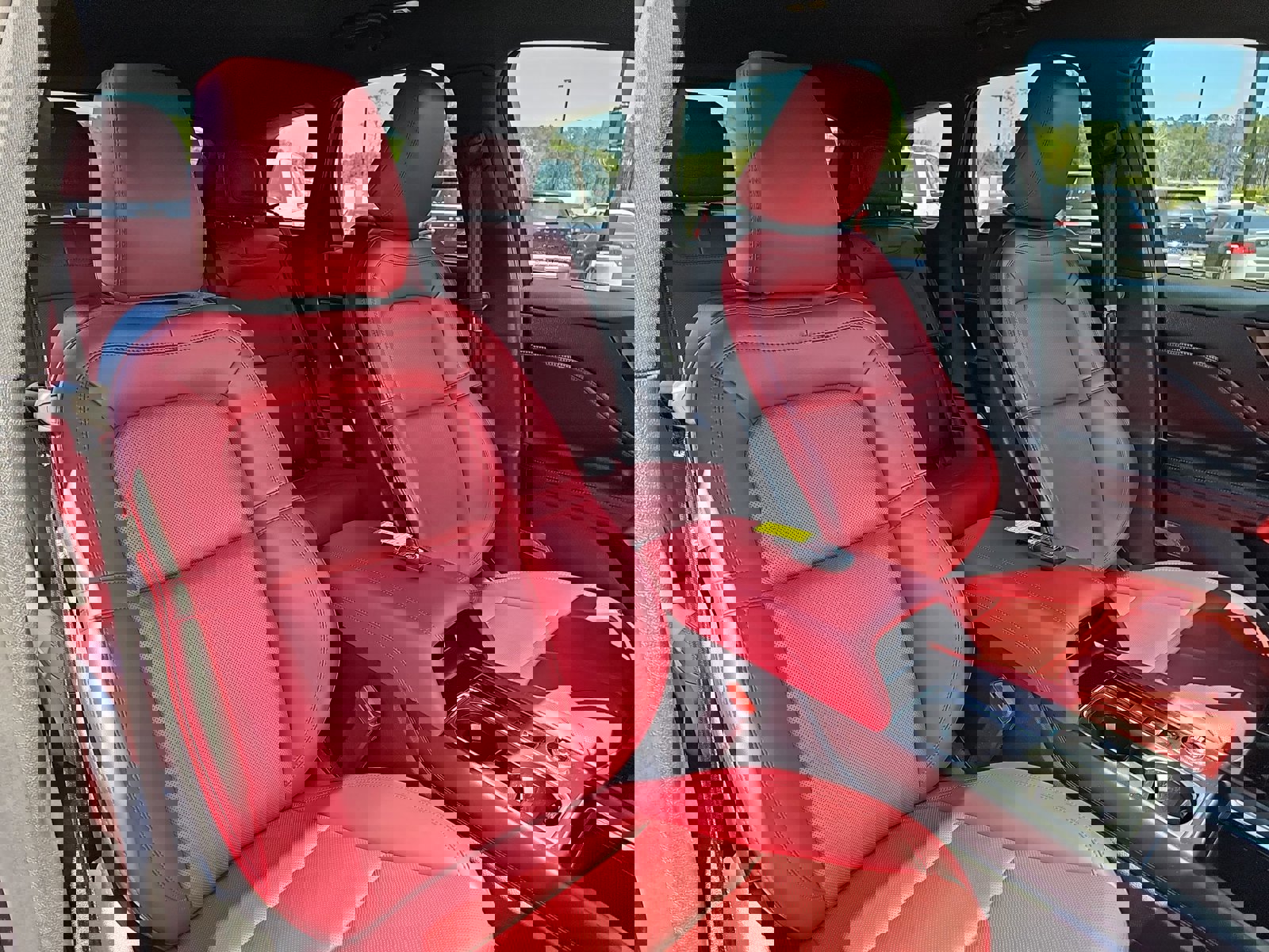 Used 2023 Lincoln Corsair Reserve w/ Jet Appearance Package FWD image 10