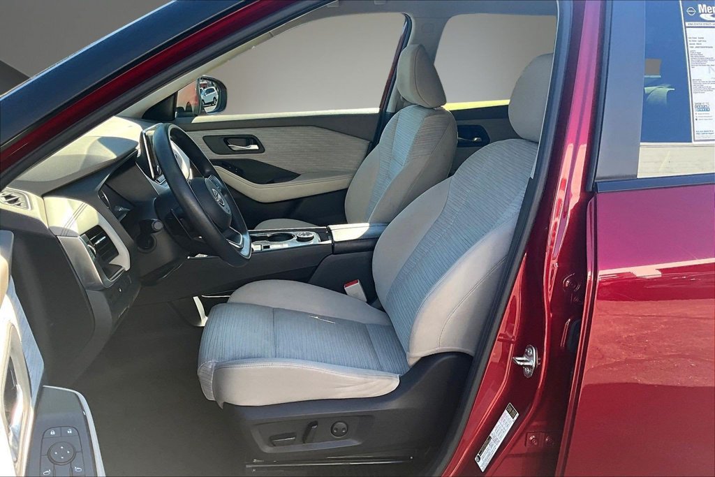 Certified 2023 Nissan Rogue SV AWD/4WD image 21