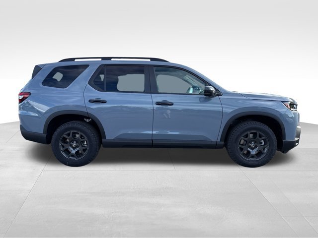 New 2026 Honda Pilot TrailSport image 8