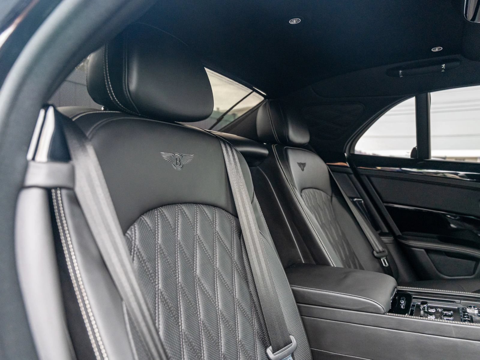 Used 2017 Bentley Mulsanne RWD image 22
