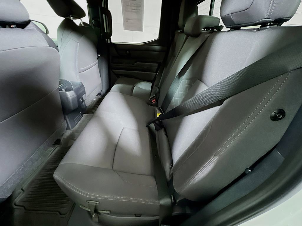 Certified 2025 Toyota Tacoma SR5 AWD/4WD image 21