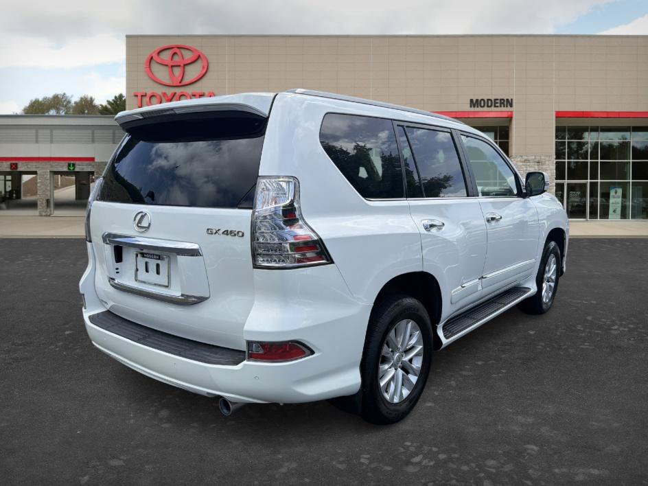 Used 2017 Lexus GX 460 Premium w/ Premium Package AWD/4WD image 5