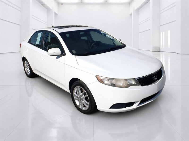 Used 2011 Kia Forte EX w/ Premium Pkg FWD image 1