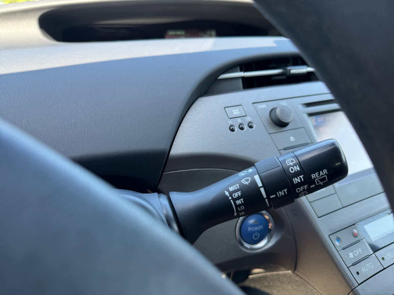 Used 2014 Toyota Prius Two FWD image 17