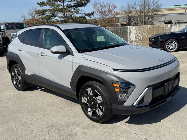 Used 2025 Hyundai Kona SEL image 6