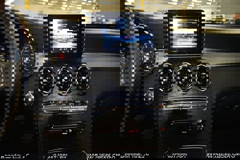 Used 2019 Mercedes-Benz GLC 300 image 27