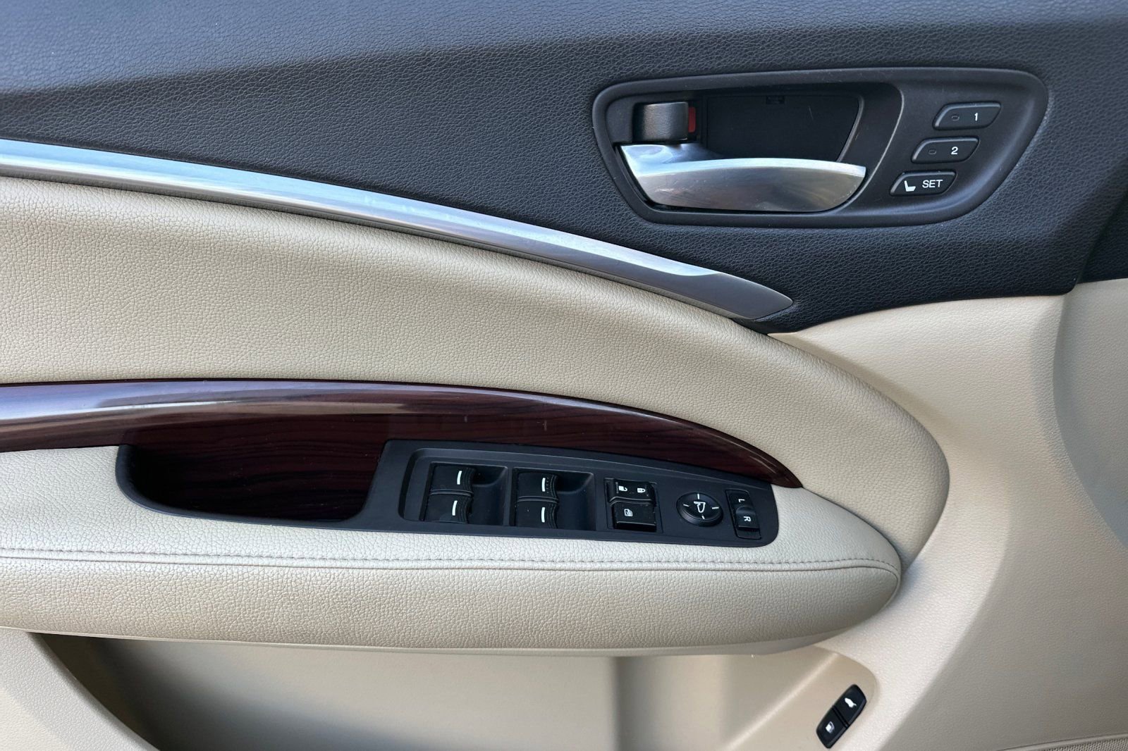 Used 2014 Acura MDX SH-AWD w/ Technology Package image 14