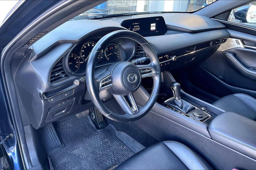 Used 2019 MAZDA MAZDA3 Hatchback w/ Preferred Package FWD image 13