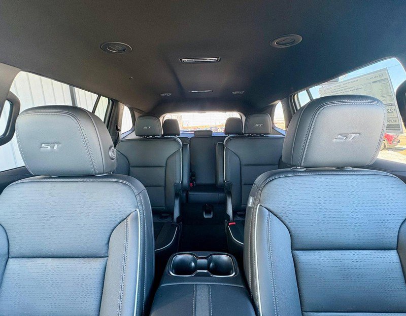 New 2026 Buick Enclave Sport Touring w/ Power Package FWD image 32