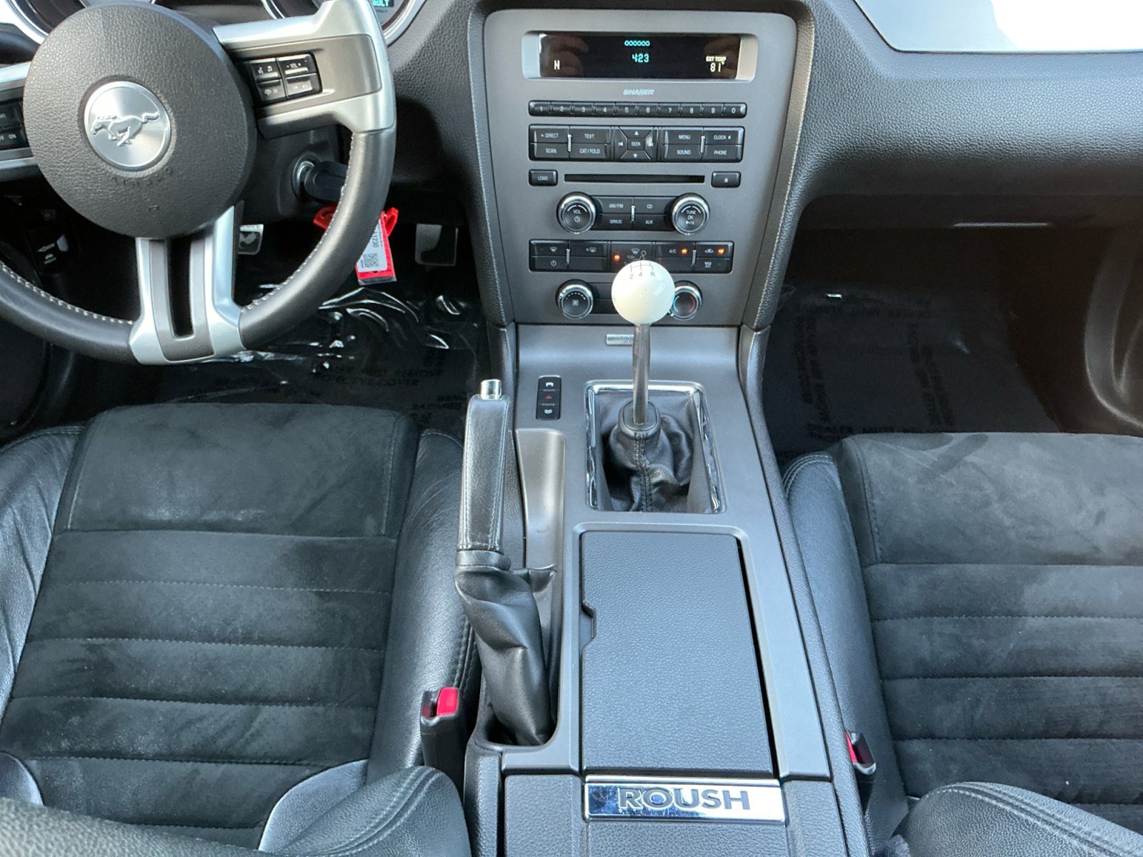 Used 2010 Ford Mustang GT image 10