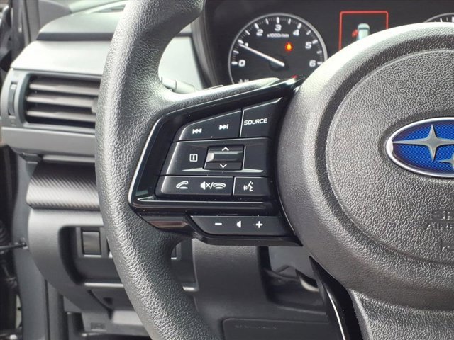 Used 2025 Subaru Crosstrek 2.0i Premium image 13