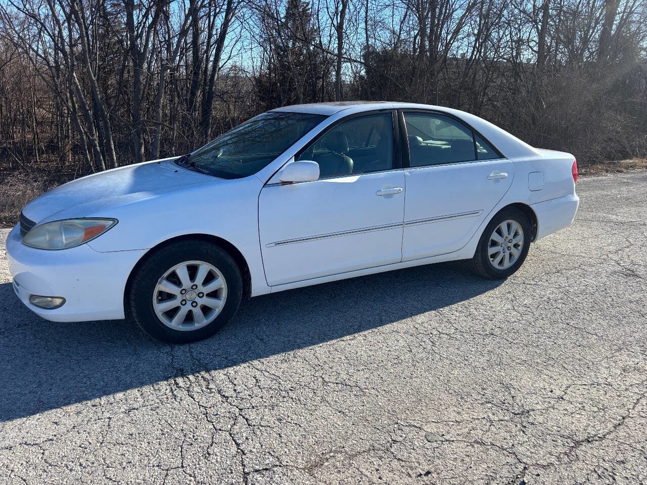 Used 2003 Toyota Camry XLE FWD image 3