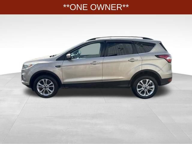 Used 2017 Ford Escape SE w/ Equipment Group 201A AWD/4WD image 4