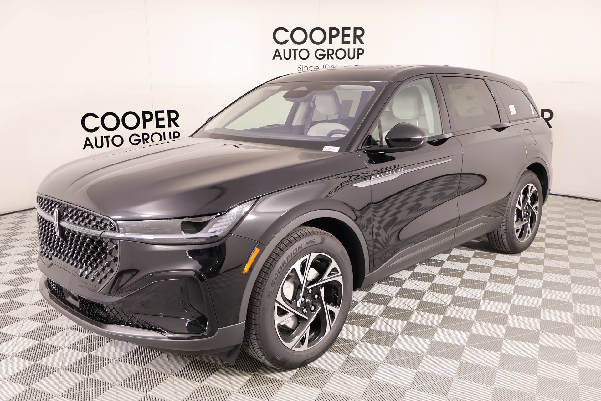 New 2026 Lincoln Nautilus Premier w/ Equipment Group 102A AWD/4WD image 10
