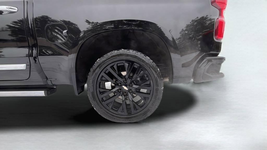 Used 2024 Chevrolet Silverado 1500 High Country w/ Technology Package image 22