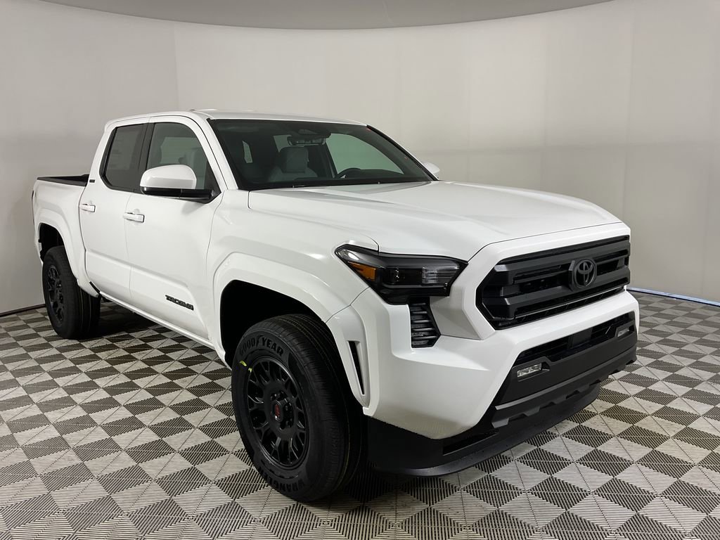 New 2025 Toyota Tacoma SR5