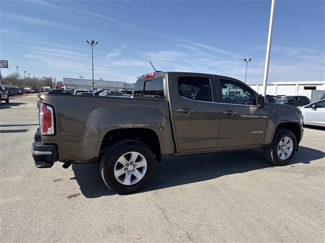 Used 2016 GMC Canyon SLE w/ SLE Convenience Package image 2