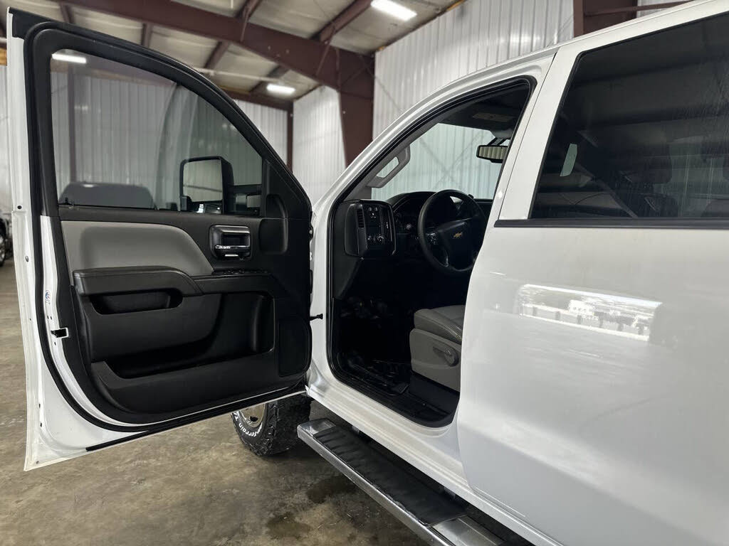 Used 2016 Chevrolet Silverado 3500 W/T w/ WT Convenience Package image 11