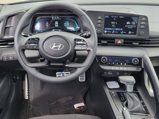 New 2026 Hyundai Elantra Sport FWD image 6