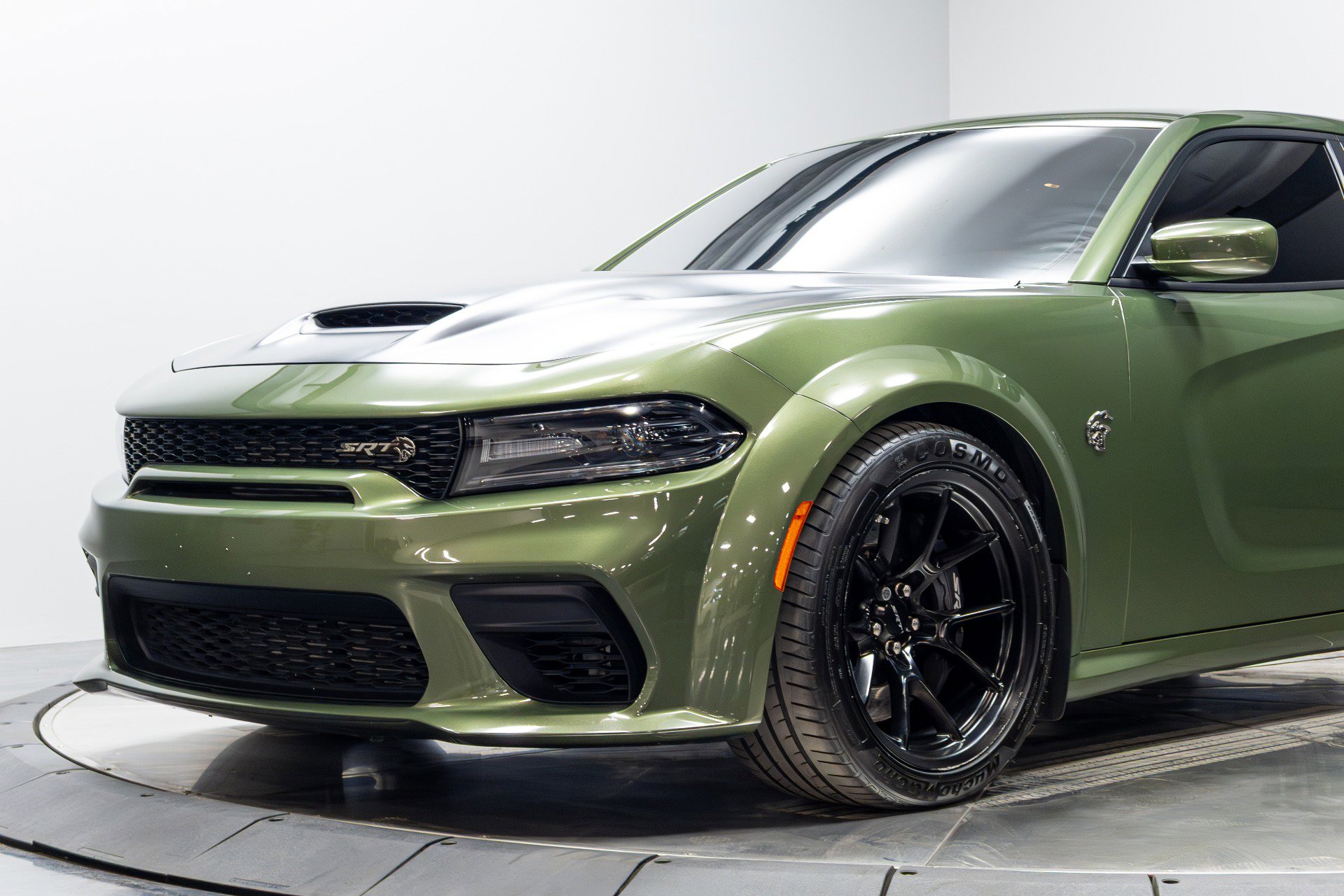 Used 2021 Dodge Charger SRT Hellcat image 4