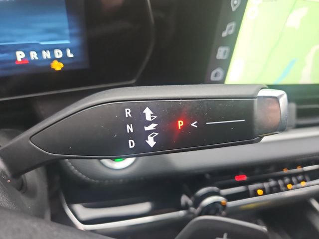 Used 2025 Chevrolet Equinox LT image 16