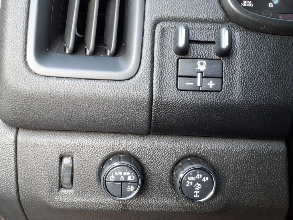 Used 2022 Chevrolet Colorado ZR2 w/ ZR2 Dusk Special Edition AWD/4WD image 22