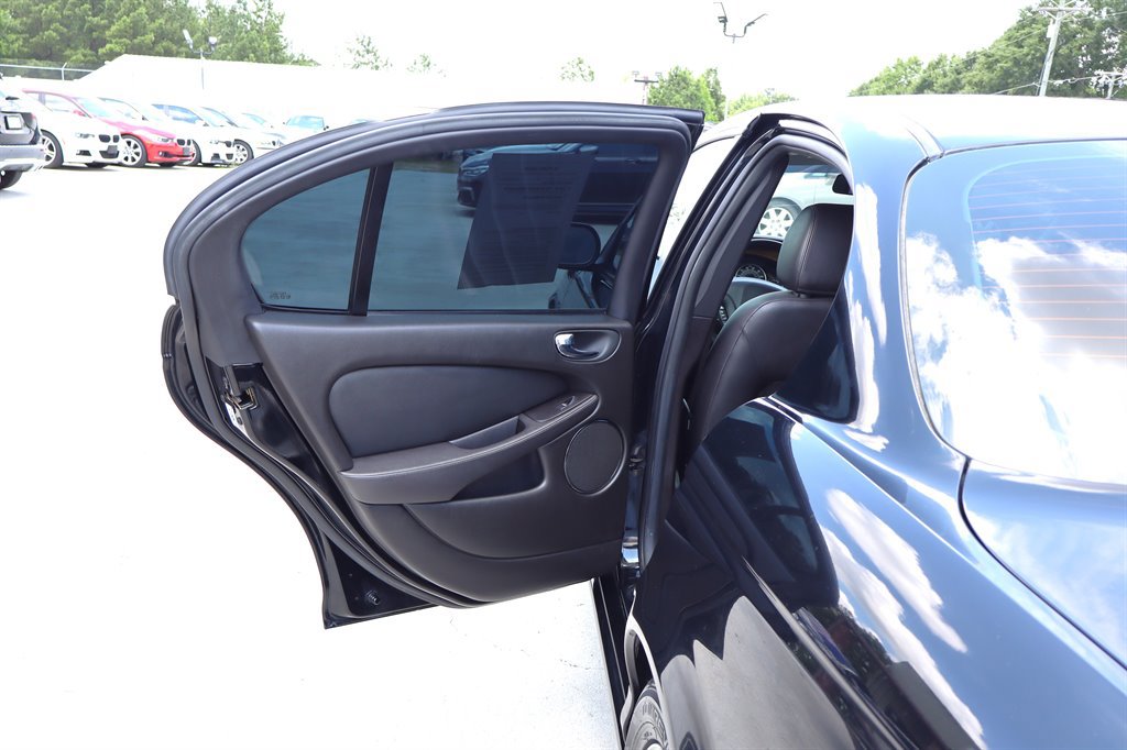 Used 2004 Jaguar X-TYPE 2.5 AWD/4WD image 30