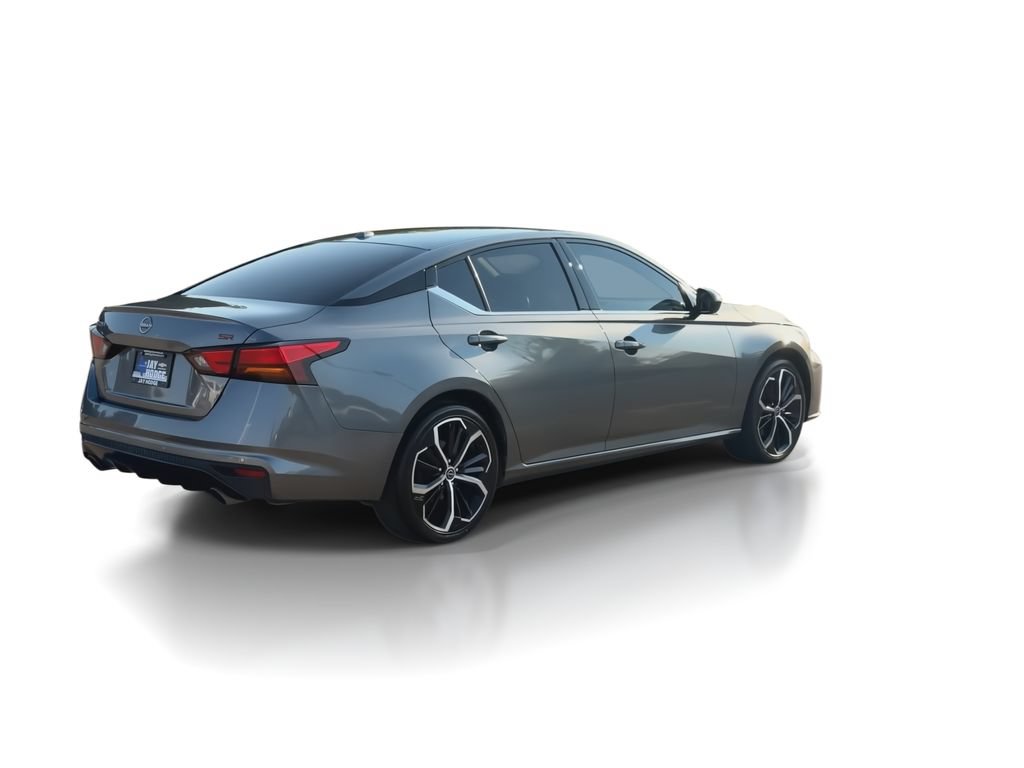 Used 2023 Nissan Altima 2.5 SR FWD image 8