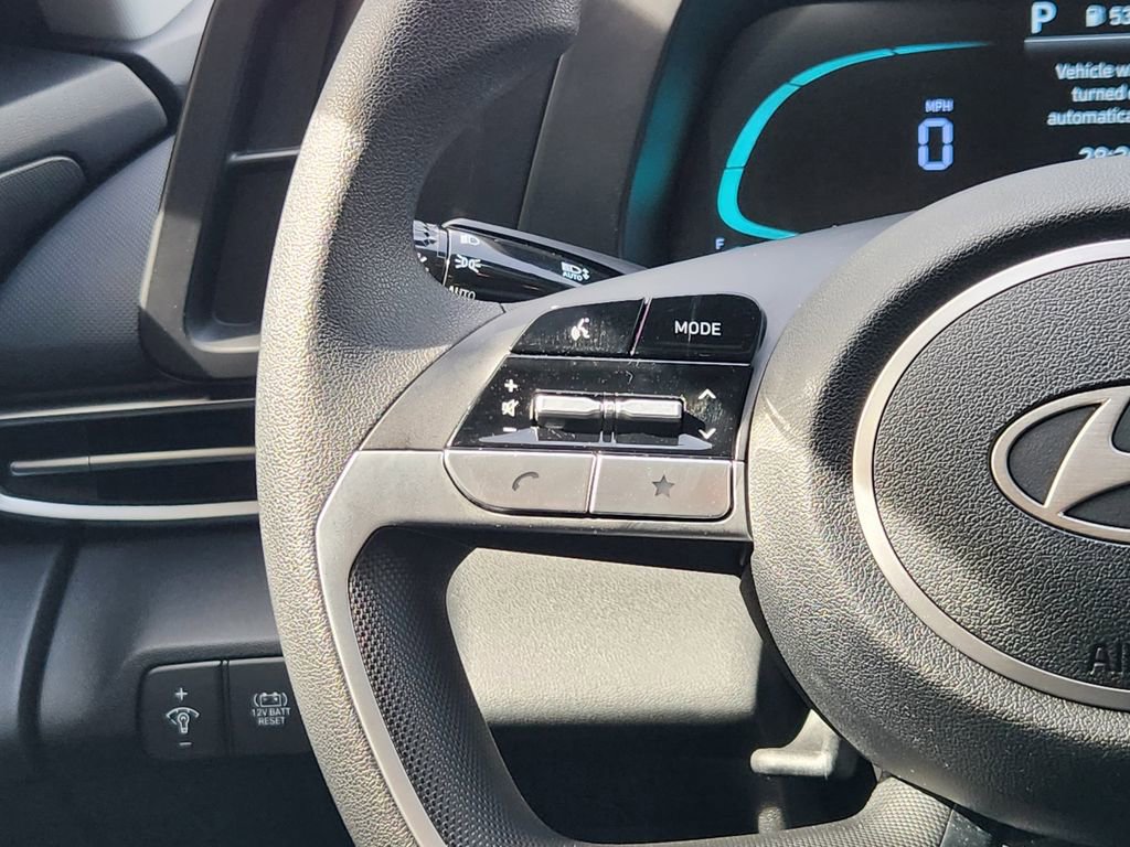 Certified 2025 Hyundai Elantra Blue image 26