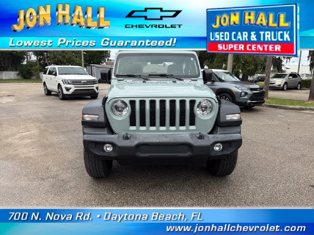 Used 2023 Jeep Wrangler Sport AWD/4WD image 16