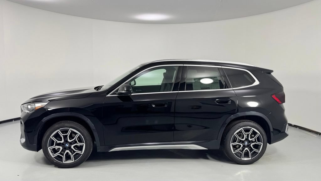 New 2026 BMW X1 xDrive28i w/ Convenience Package AWD/4WD image 4