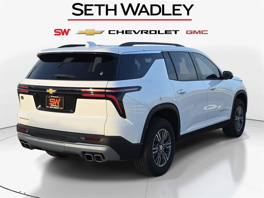 New 2025 Chevrolet Traverse LT w/ Enhanced Driving Package image 6