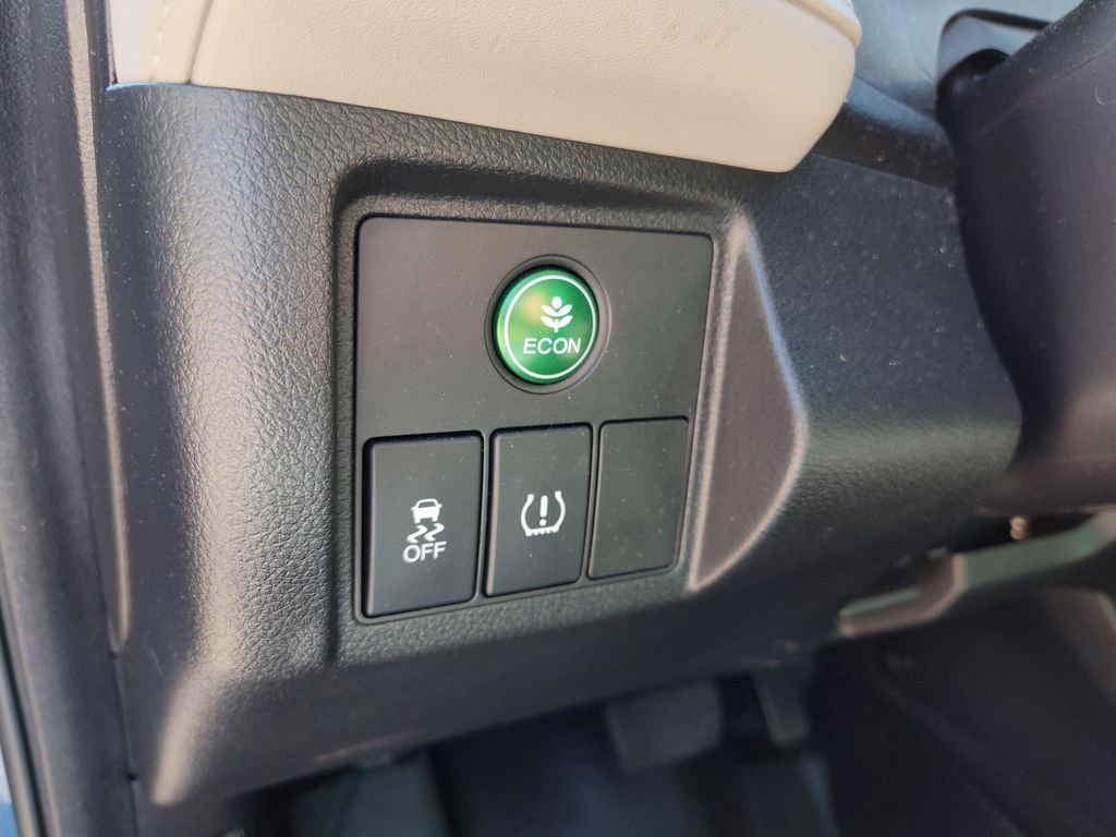 Used 2017 Honda HR-V EX image 21