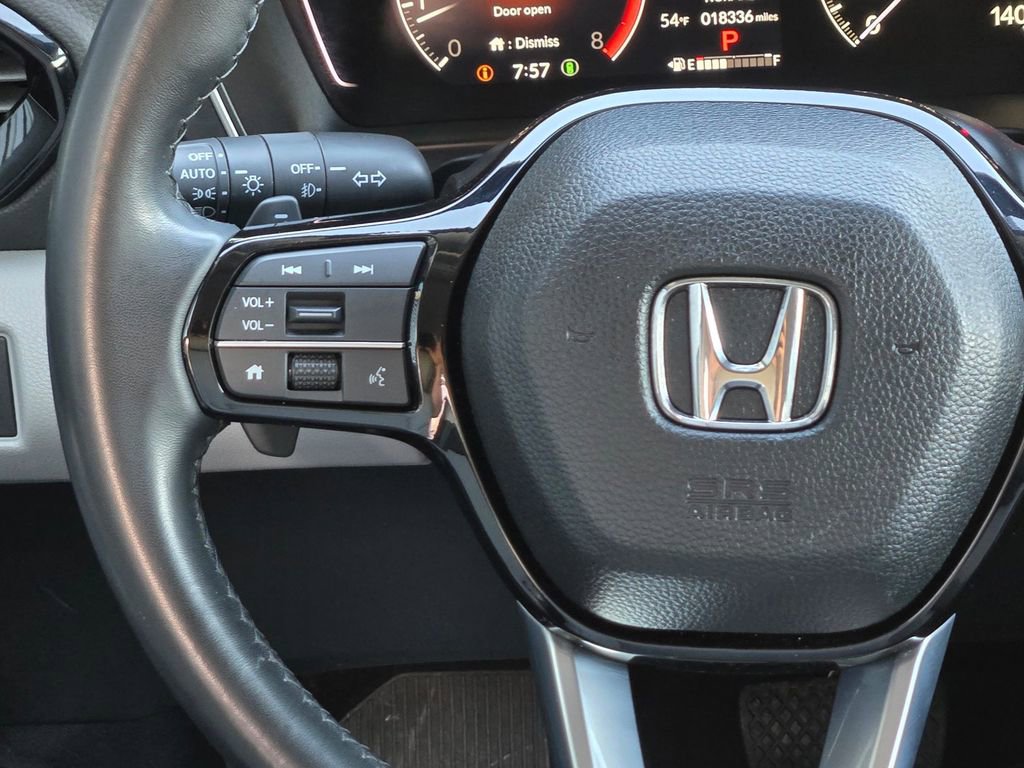 Used 2025 Honda Pilot EX-L image 15