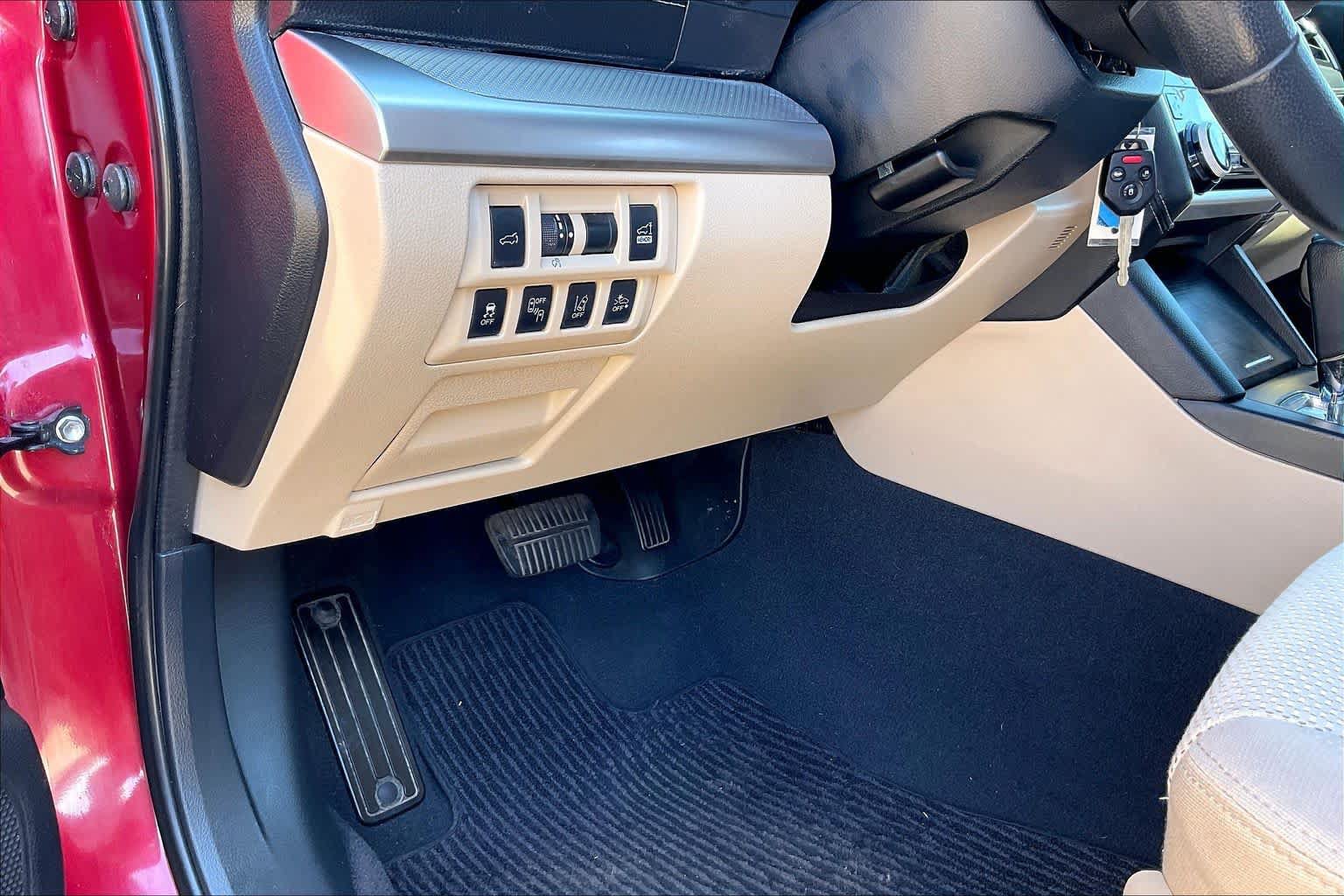 Used 2018 Subaru Outback 2.5i Premium AWD/4WD image 28