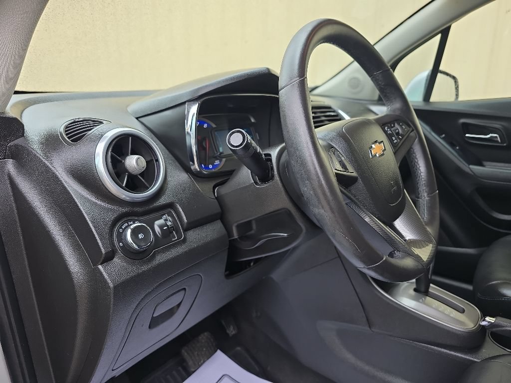 Used 2015 Chevrolet Trax LTZ w/ LPO, Protection Package AWD/4WD image 17