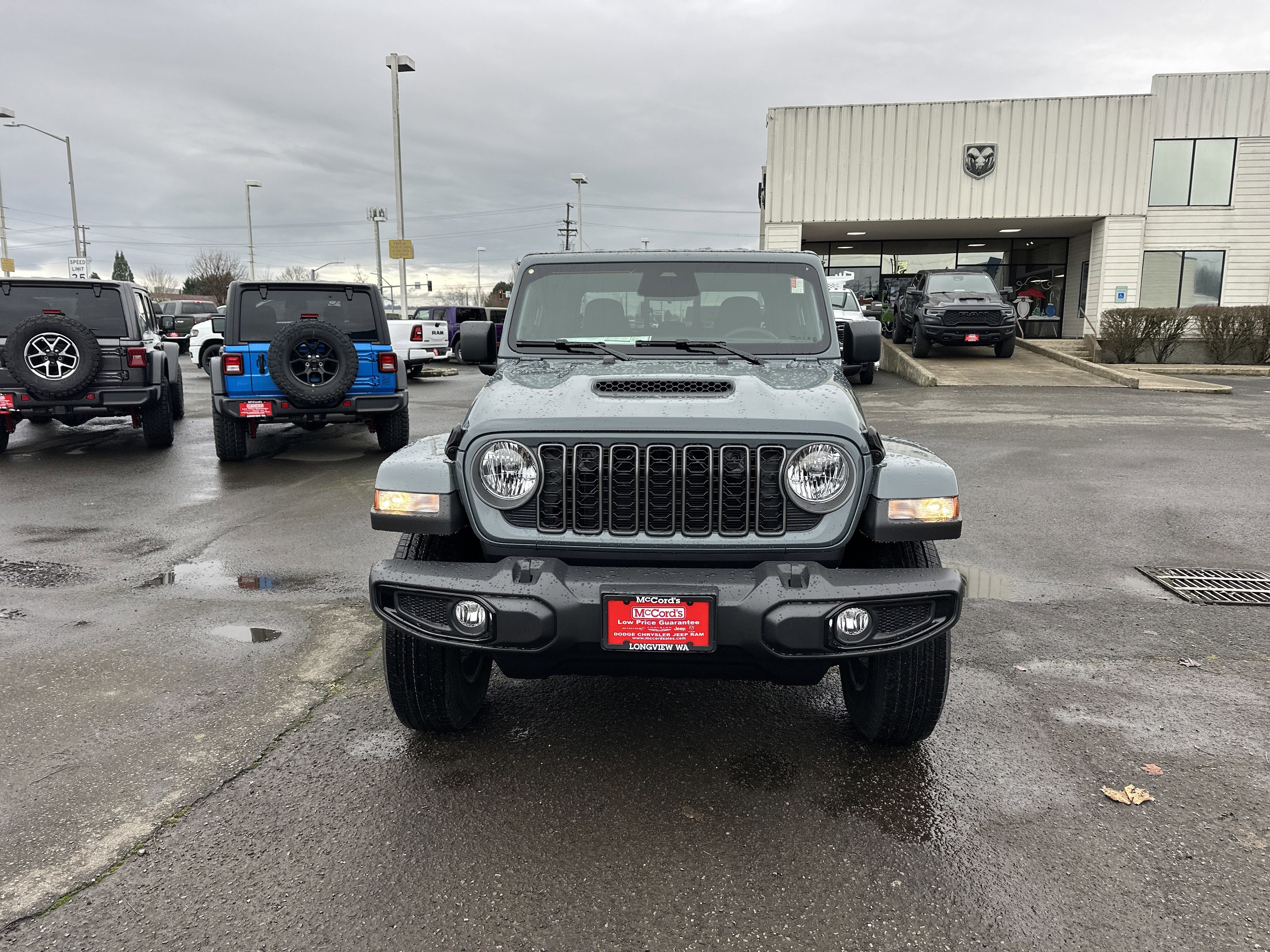 New 2026 Jeep Gladiator Sport image 8