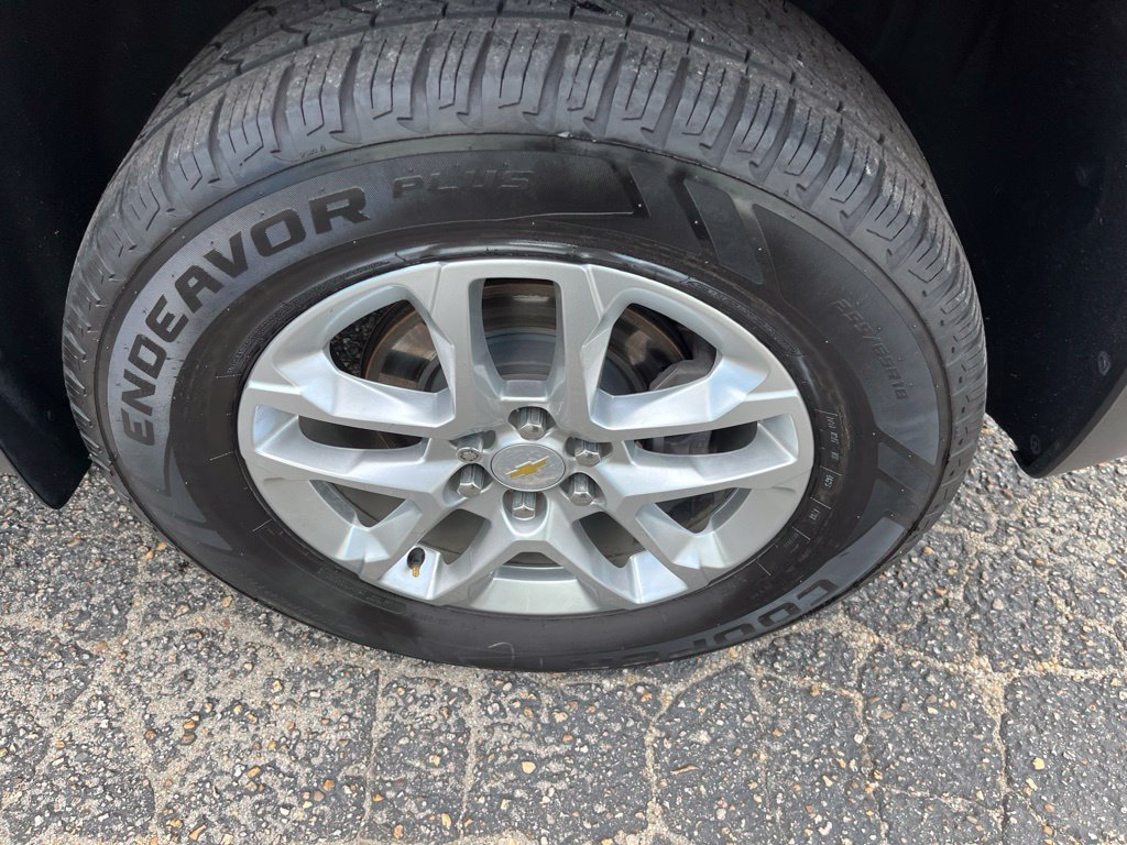 Used 2021 Chevrolet Traverse LT FWD image 45