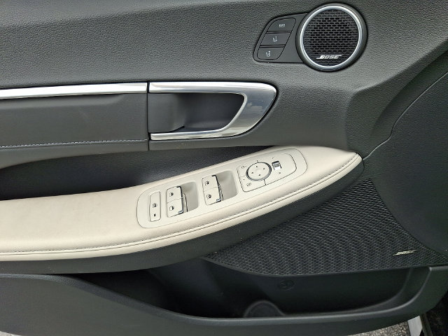 Used 2023 Hyundai Sonata Limited FWD image 12