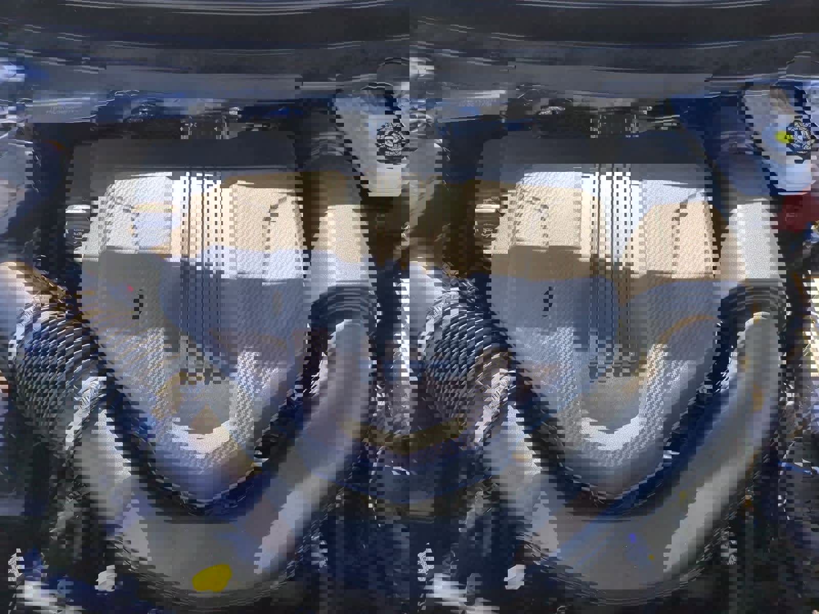 Used 2025 GMC Acadia Elevation image 13