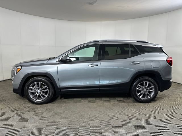 Used 2023 GMC Terrain SLT image 6