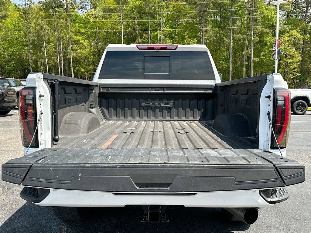 Used 2024 GMC Sierra 2500 AT4 w/ AT4 Premium Plus Package image 16