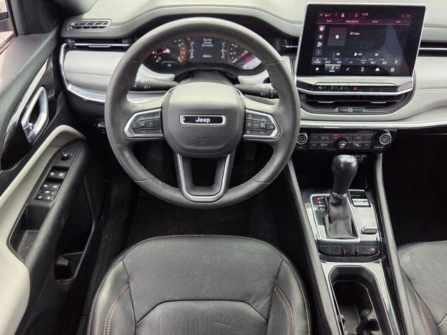 Used 2023 Jeep Compass Limited AWD/4WD image 11