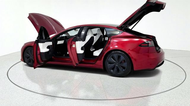 Used 2024 Tesla Model S Plaid AWD/4WD image 15